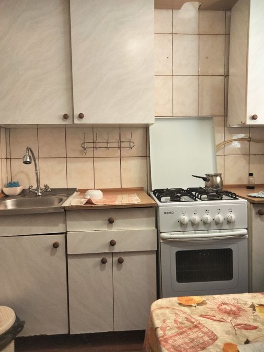 Здам 1 кім.кв.1пов 5 пов.3500 гр