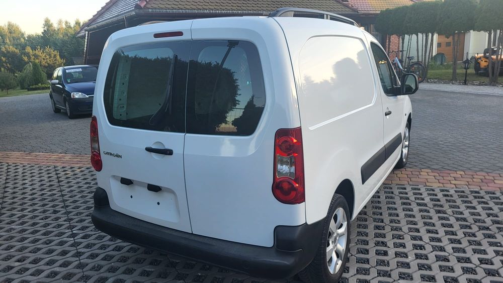 Citroen Berlingo 1.6 benzyna super stan:) 2011r.z Niemiec.