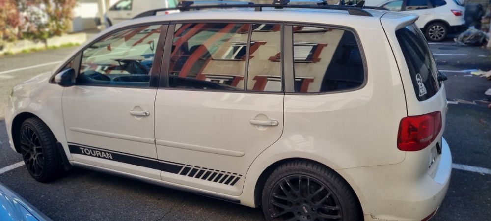 Фолцваген туаран автомат 1.6 дизель