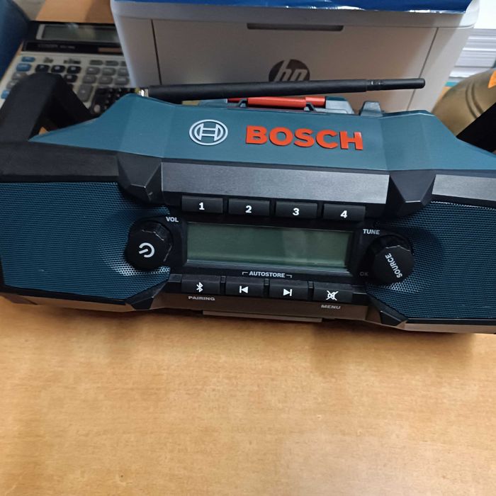 Radio budowlane Bosch Profesjonal GPB 18V-2c Nieużywane!