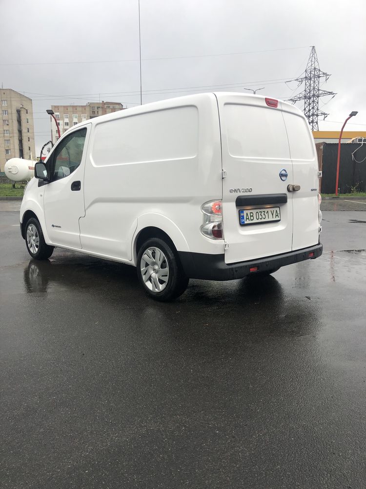 Nissan eNV200 24kw