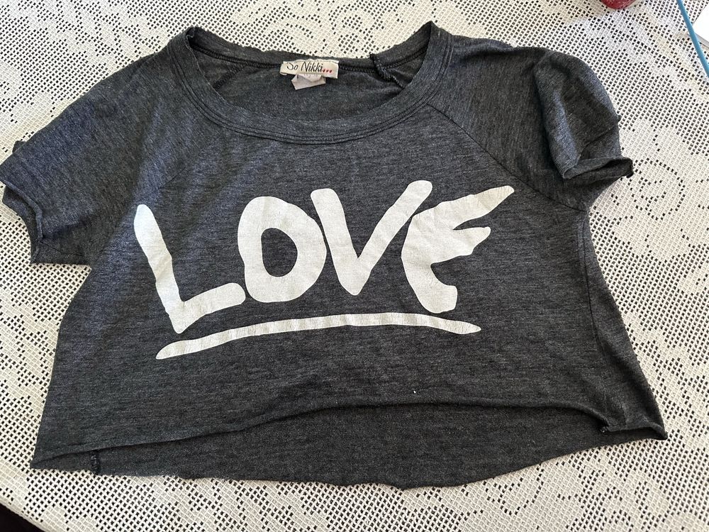 Top T-shirt z napisem Love rozmiar S/M
