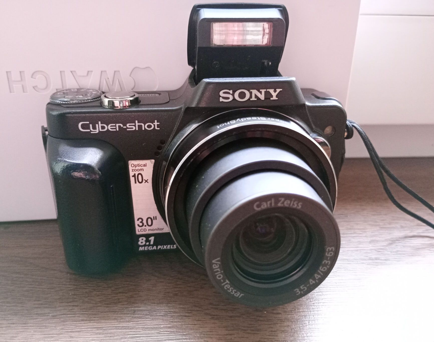 Фотокамера (фотоапарат) Sony Cyber-shot DSC-H10 б/у