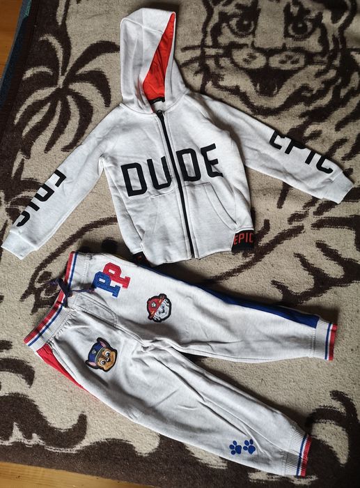 Bluza z kapturem na zapinanie i spodnie Psi Patrol