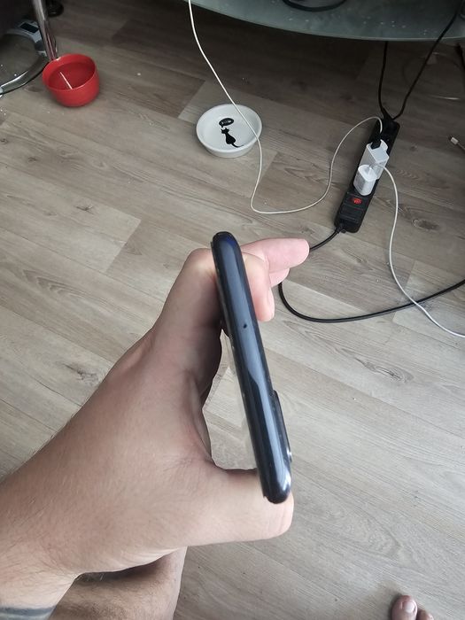 Продам samsung galaxy a71