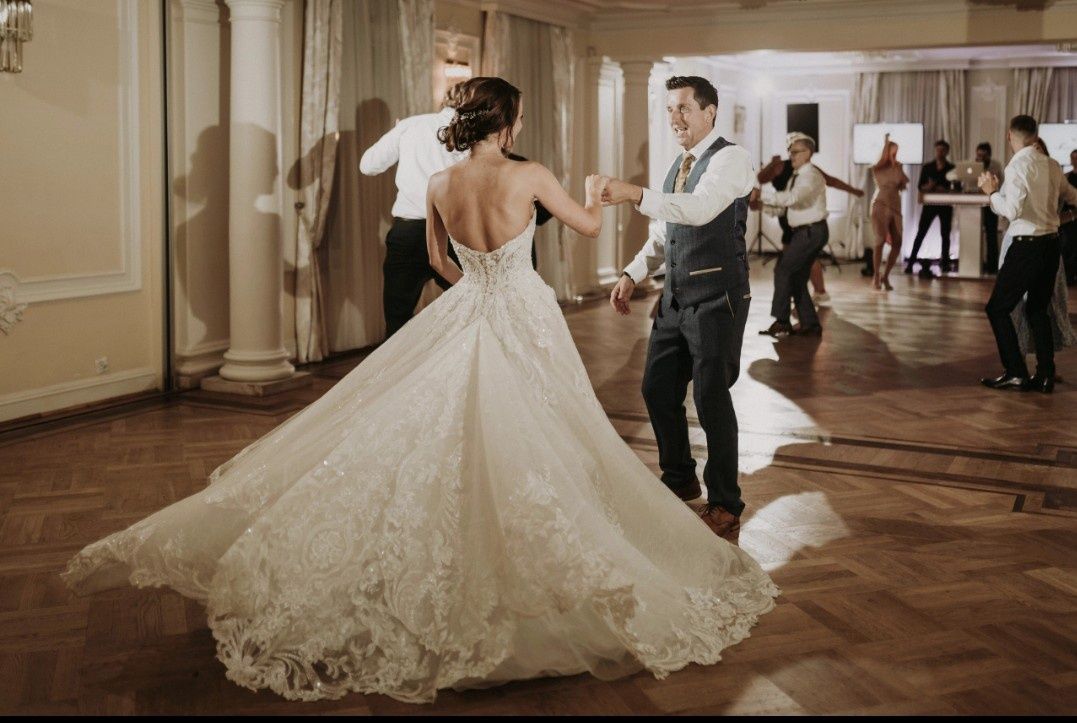 Sophia Tolli Suknia ślubna + welon