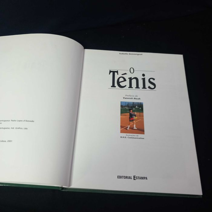 Livro de Ténis de Isabelle Demongeot