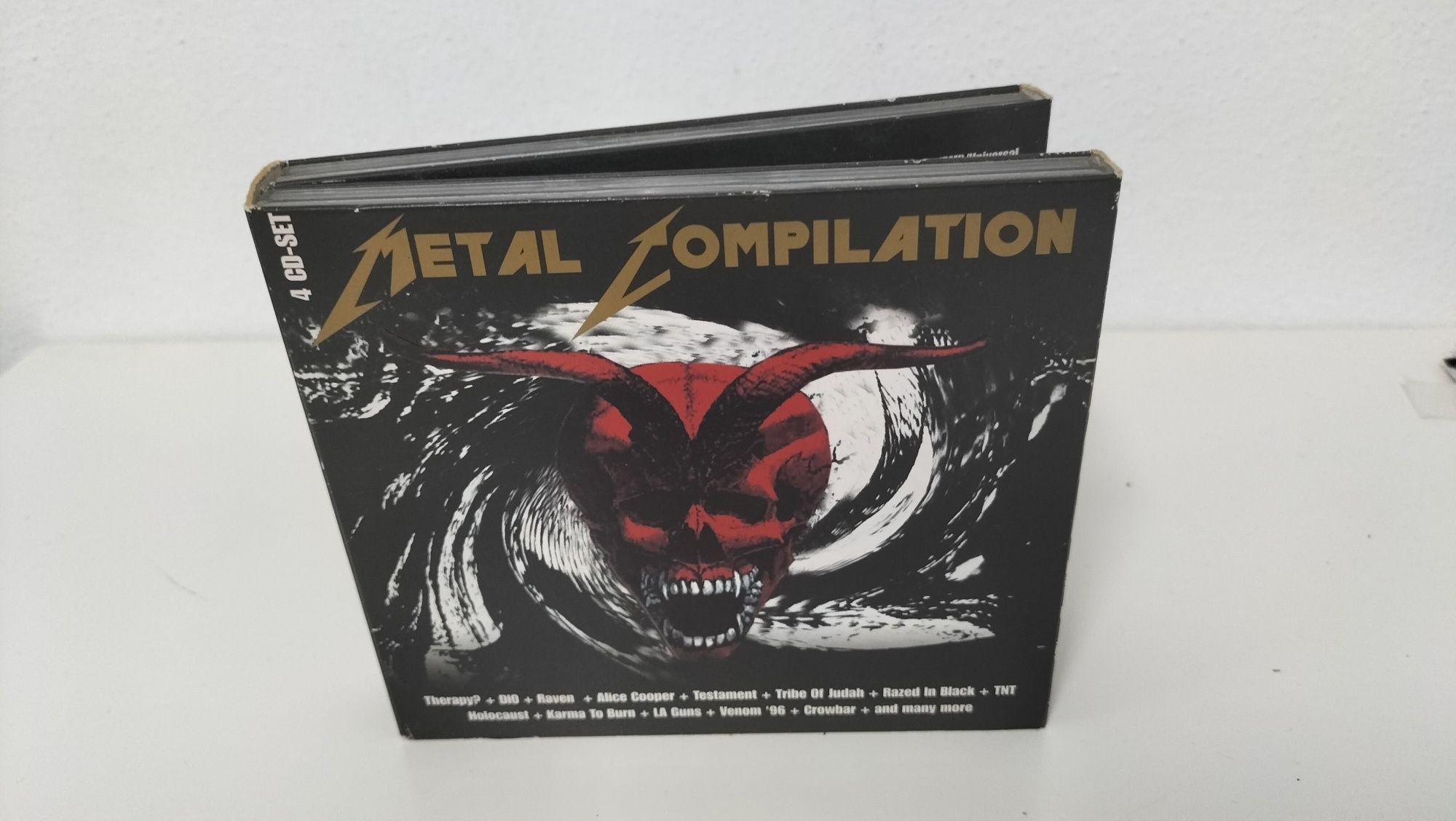 4cd box. Colectânea heavy metal compilation. rock .