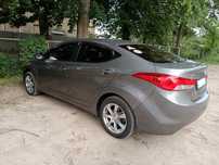 Hyundai Elantra 2011