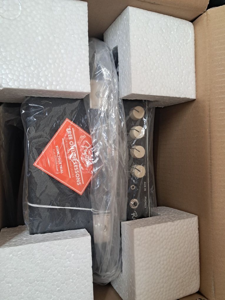 Amplificador de baixo fender rumble 15