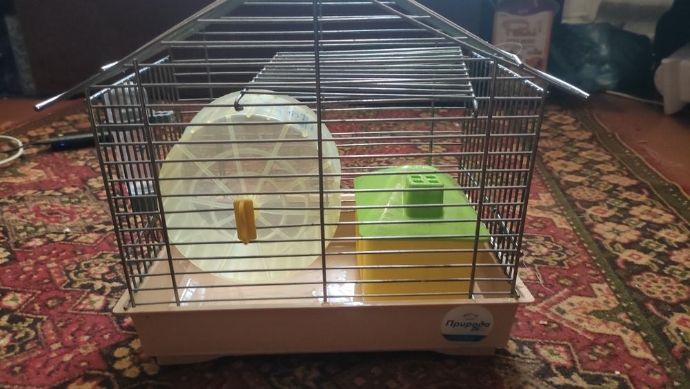 Продам клетку для хомяка