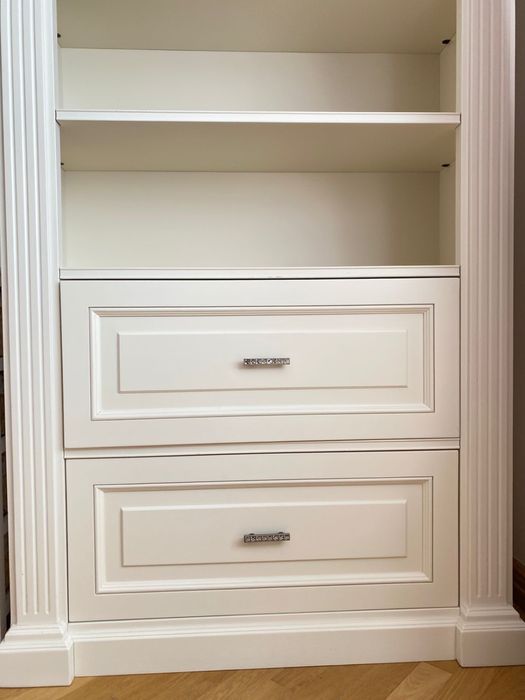 Стелаж від італійського виробника Bottega d Arte, колекція Palladio