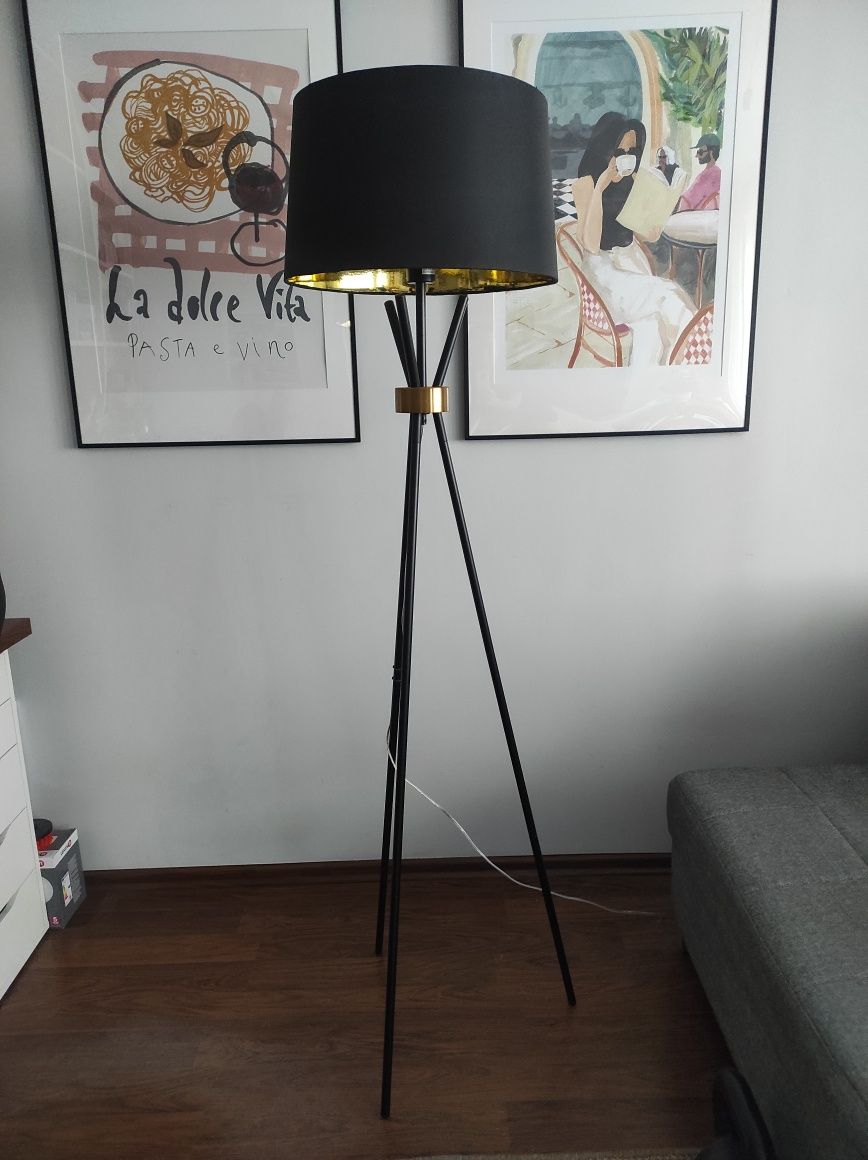 Lampa podłogowa 160 cm