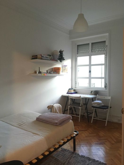 Quartos para arrendar - São Sebastião