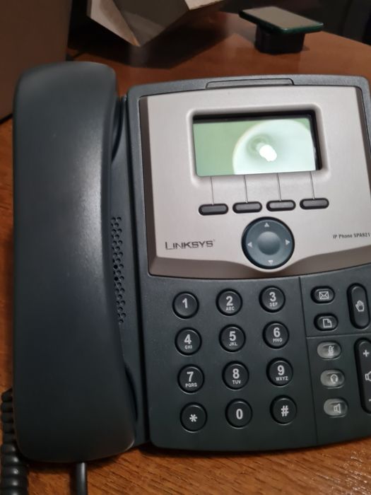 Telefone fixo de ligar à internet.
Completamente novo e sem uso n