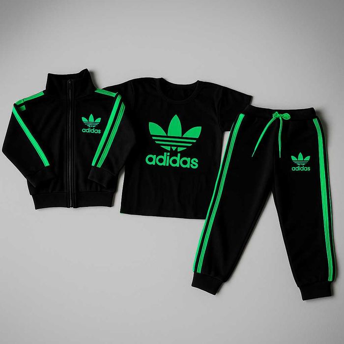 Костюм на дівчинку Адідас 86-140 см  Не скочується