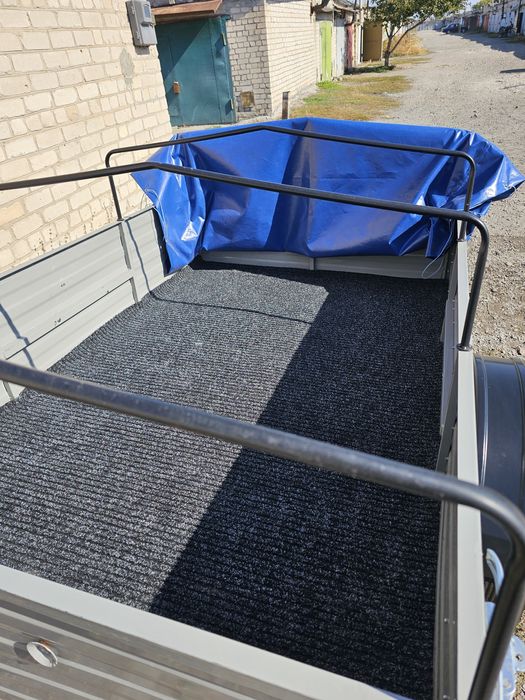 Одноосний причіп "БИЗОН"