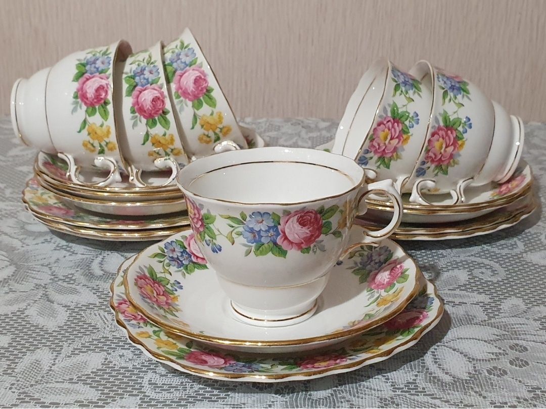 Чайний сервіз Colclough, чайні тріо