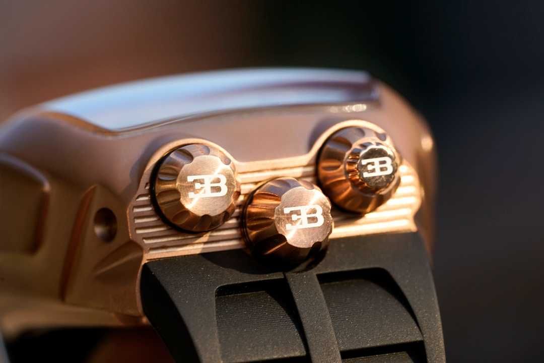 Zegarek z mechanizmem automatycznym Jacob&Co Bugatti Chiron W-16
