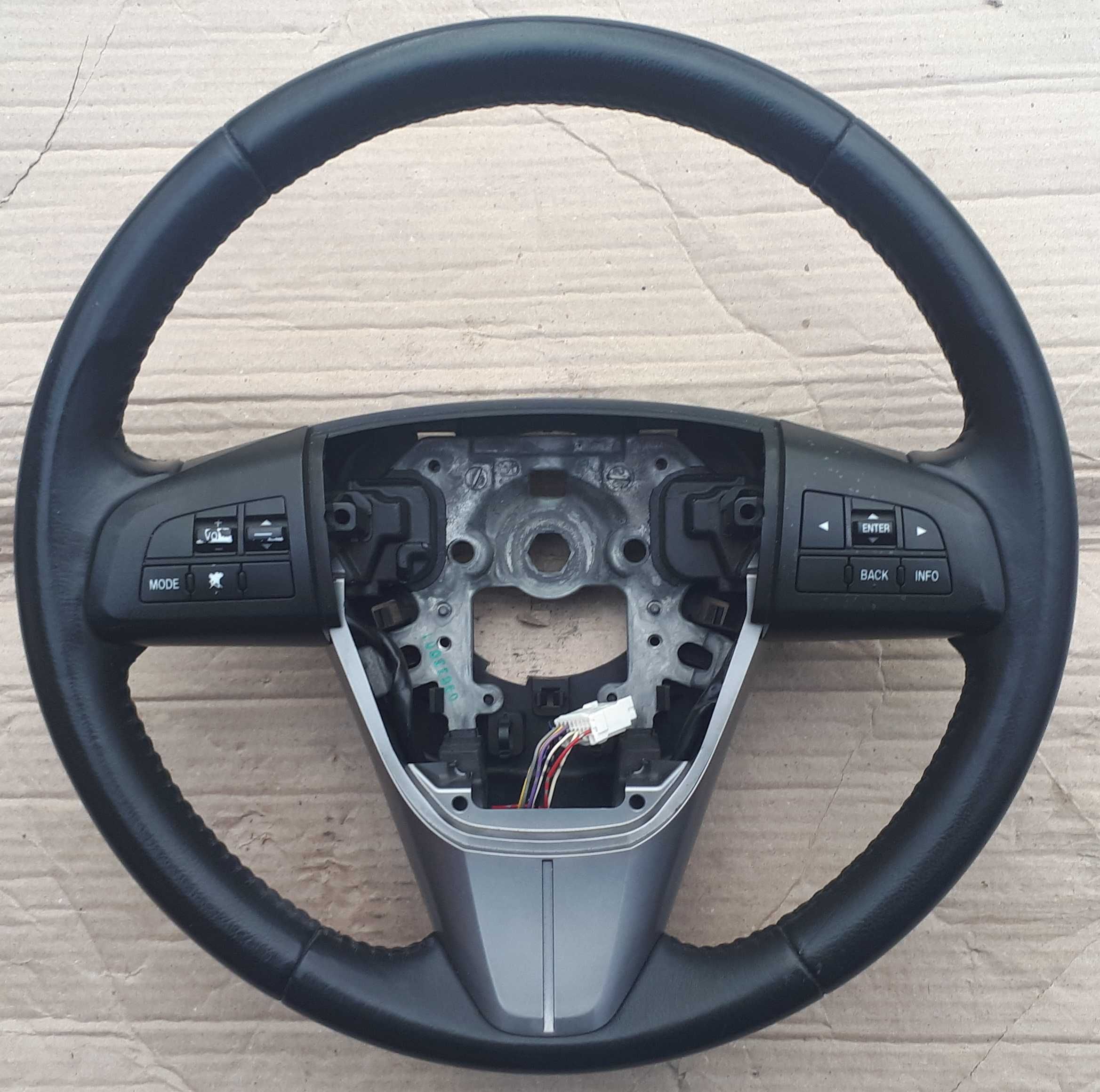 Перетяжка Руля Mazda 3 , 6 , Cx7 Перешив руль