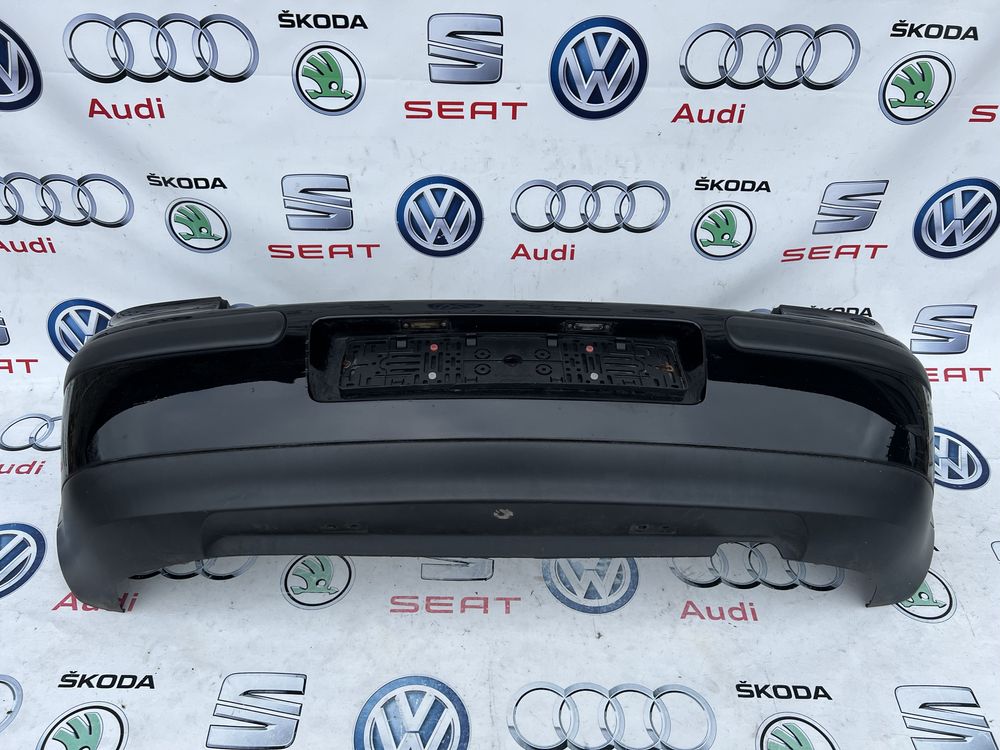 Бампер задній Volkswagen Golf 4 Гольф 4 хечбек