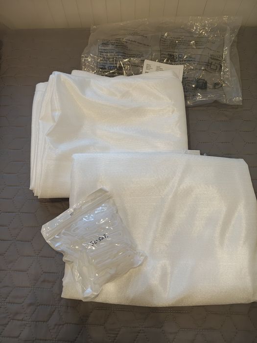 Dwie firany, z haczykami,panele,białe nowe(jodełka)