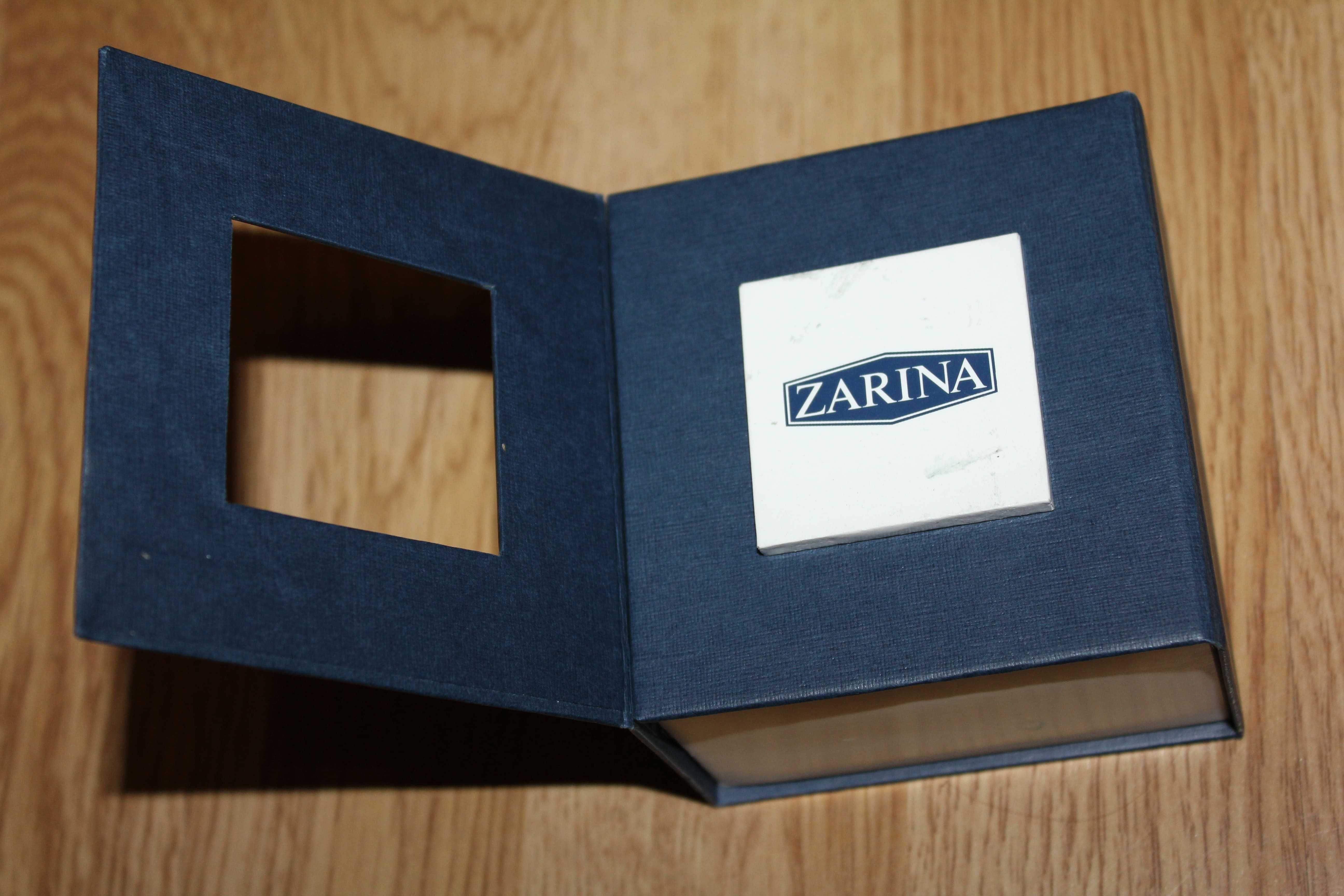 Коробка футляр кейс бокс для хранения и переноски часов Zarina
