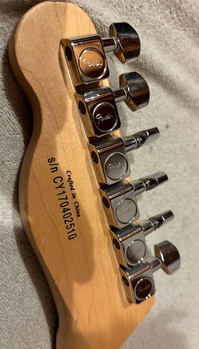 Squier Affinity telecaster klucze fender