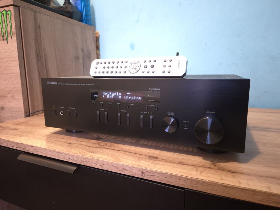 Yamaha r-n303d,pilot,2x140watt,dab+,Wi-Fi,bluetooth,Spotify,okazja wys