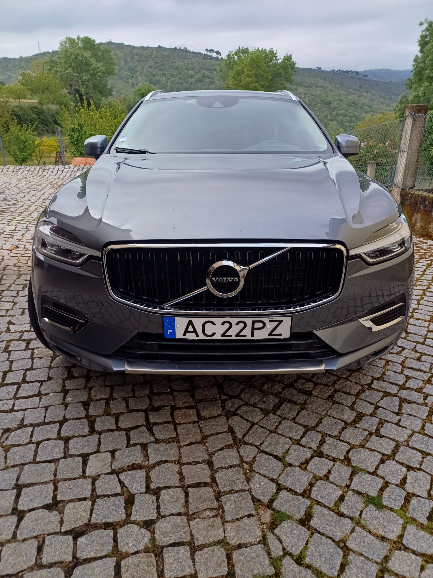 Volvo xc60 D4 com 190 cv