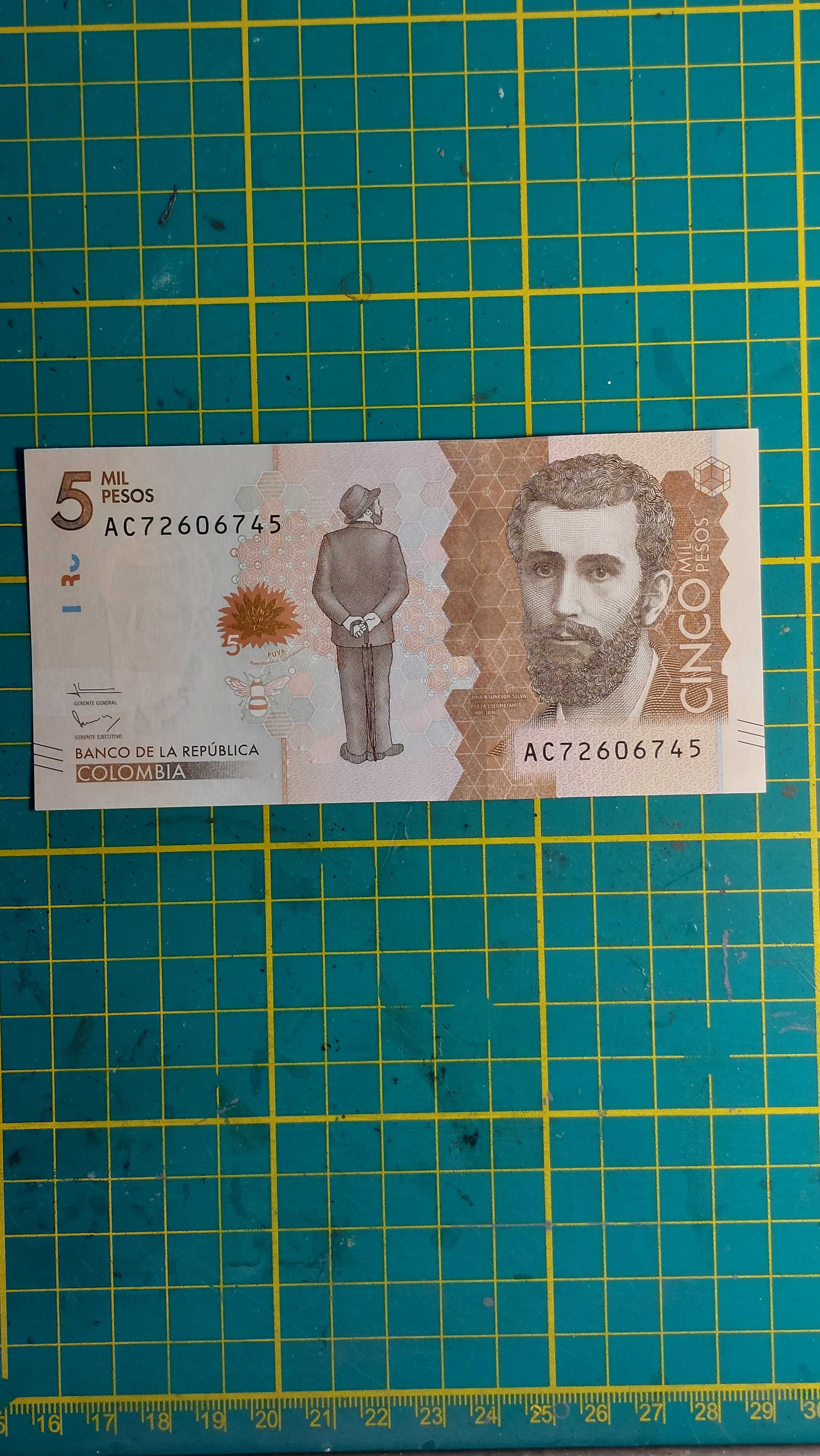 Nota 5000 pesos colombianos (UNC)