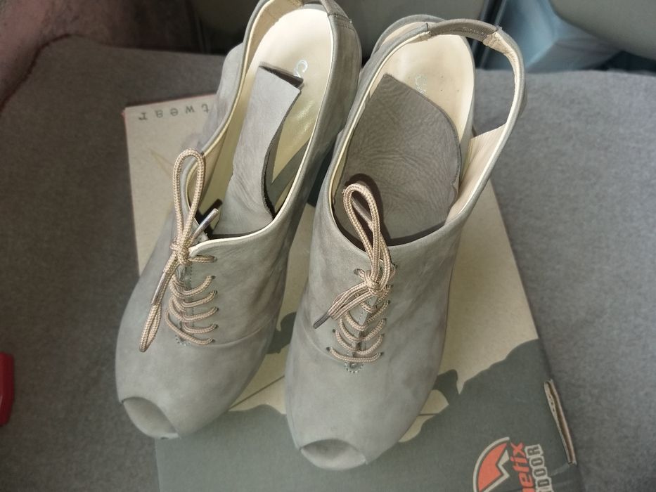 Босоножки Carlo Pazolini