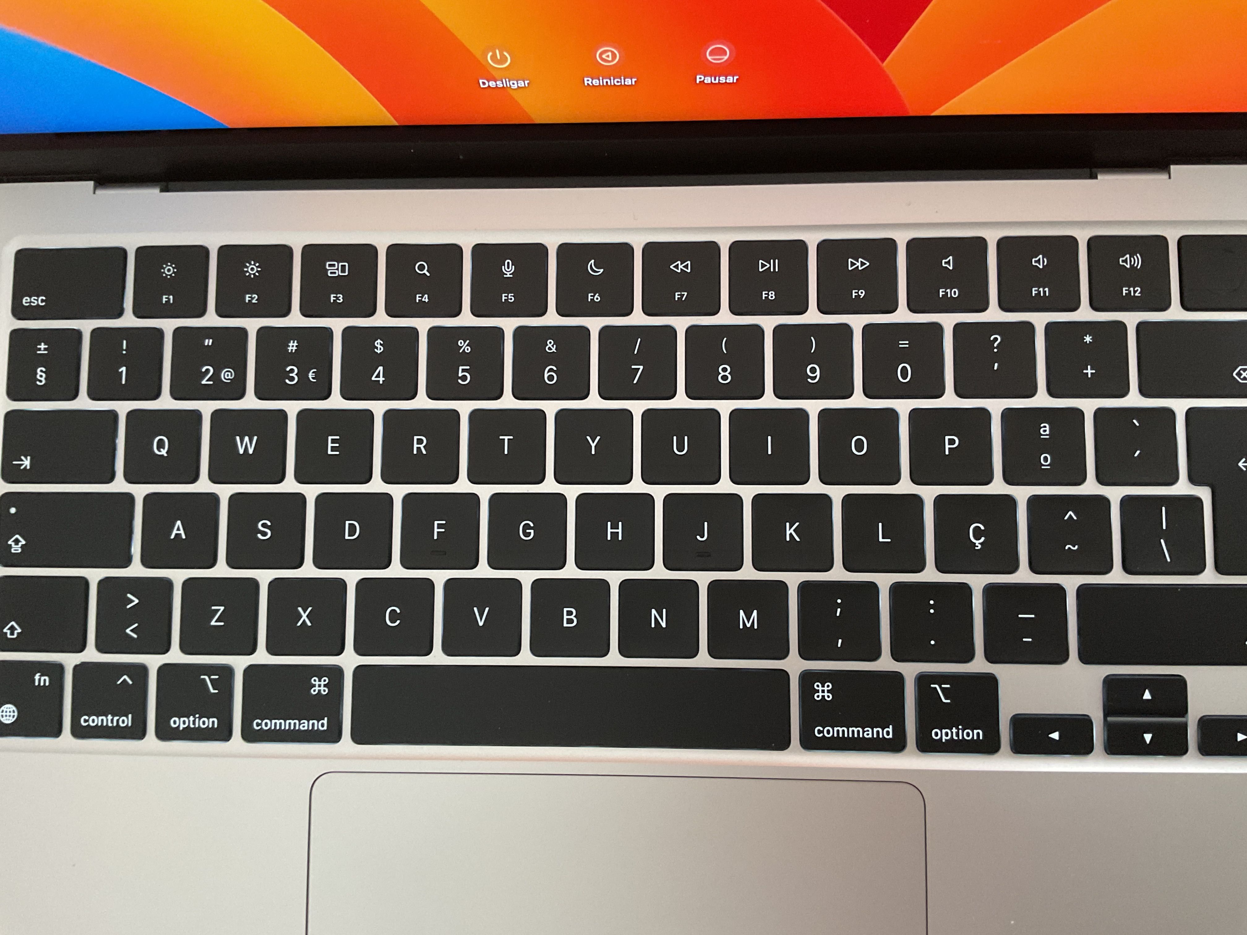 Mac air M2 de 2023 com apenas 8 ciclos de bateria