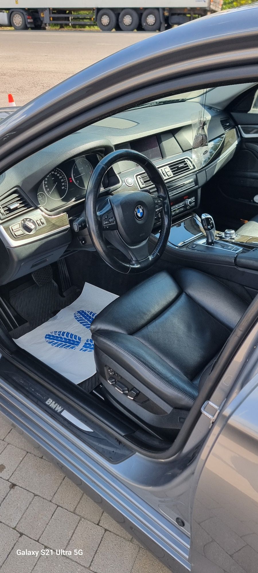 Продам BMW F10 3.0