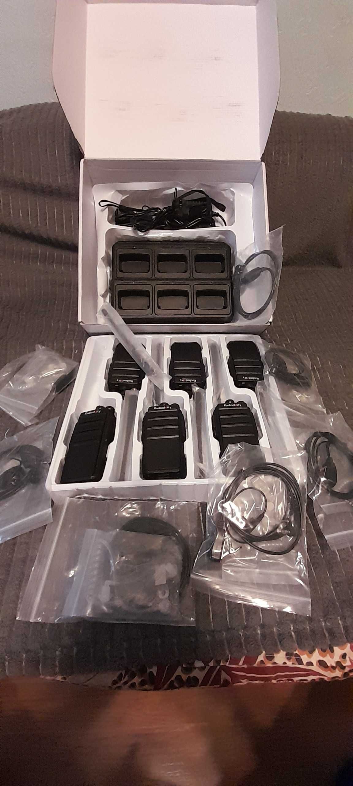 Продам набор(6шт.) радіостанциї Radioddity GA-2S UHF