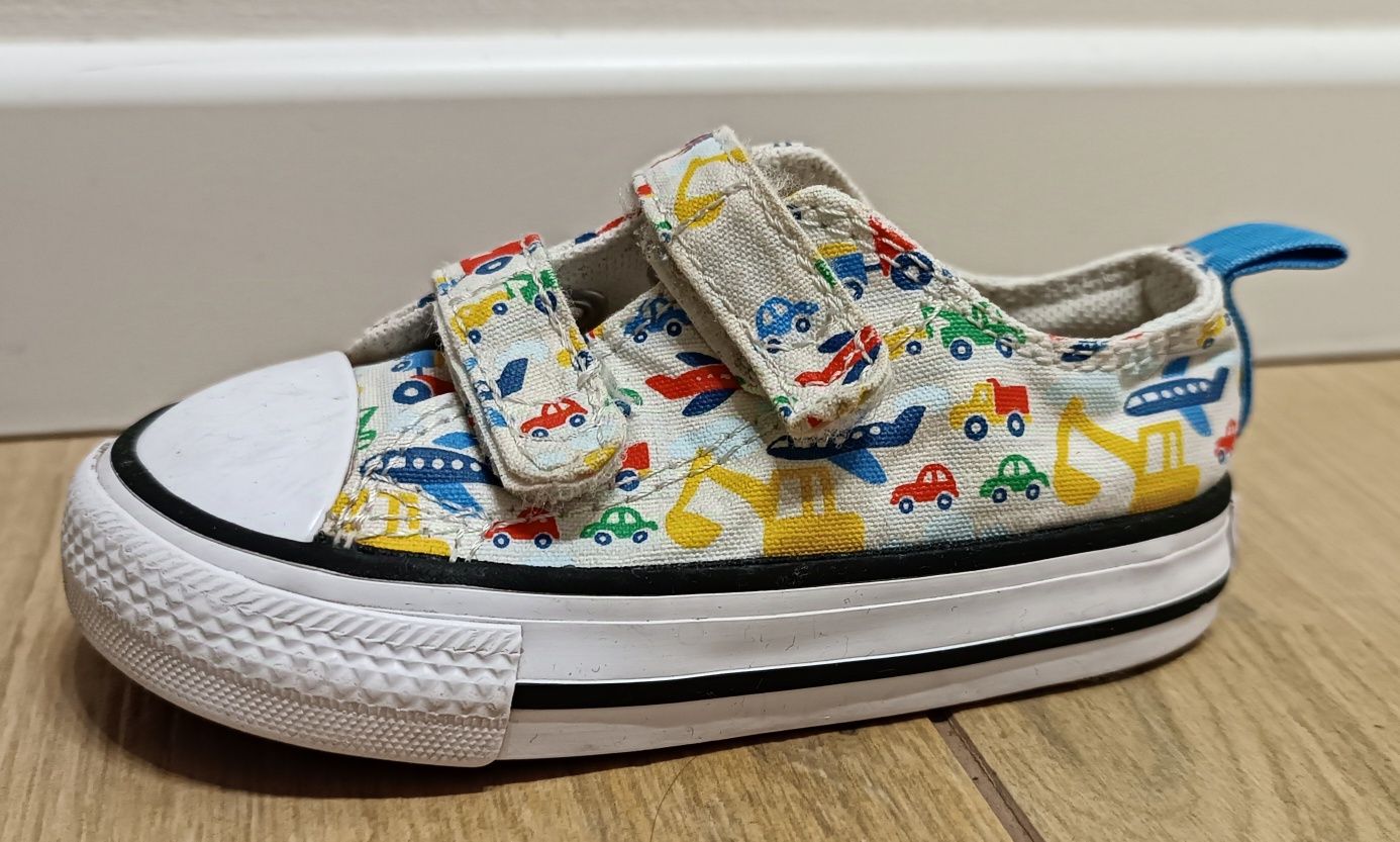 Converse 20 trampki UK 4 buty wiosenne na rzepy dla chłopca w pojazdy