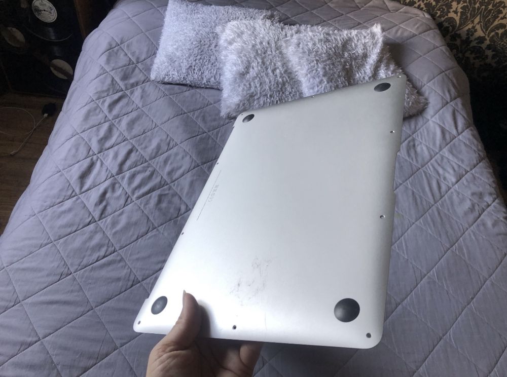 Macbook Air 13 A1466 obudowa spód klapka 2014