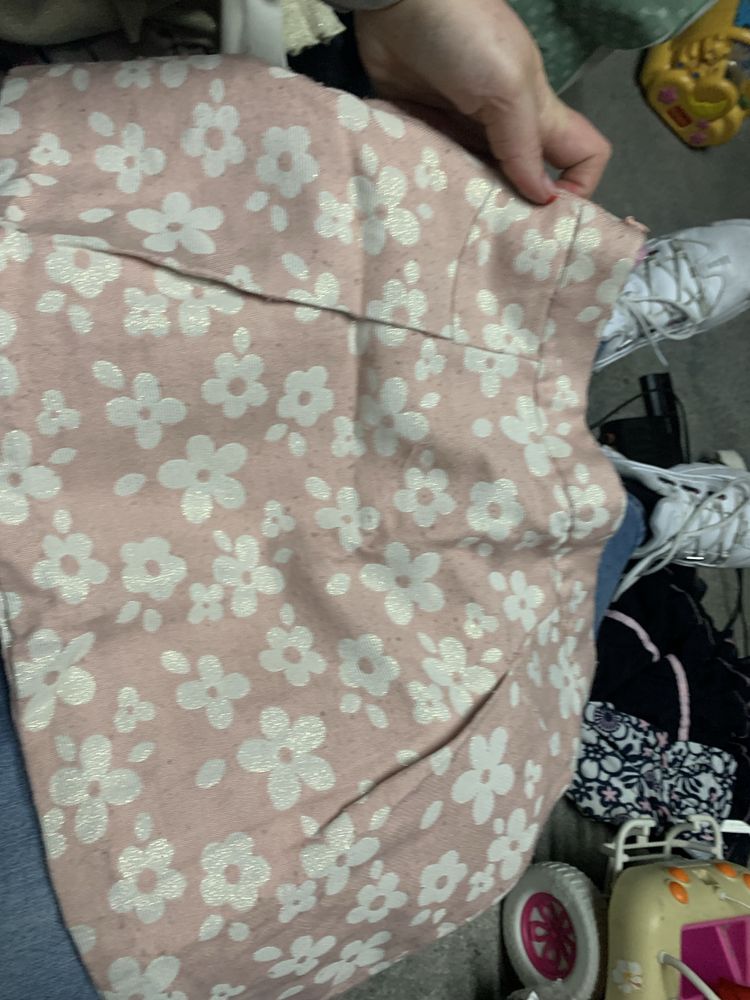 Vendo roupa de menina