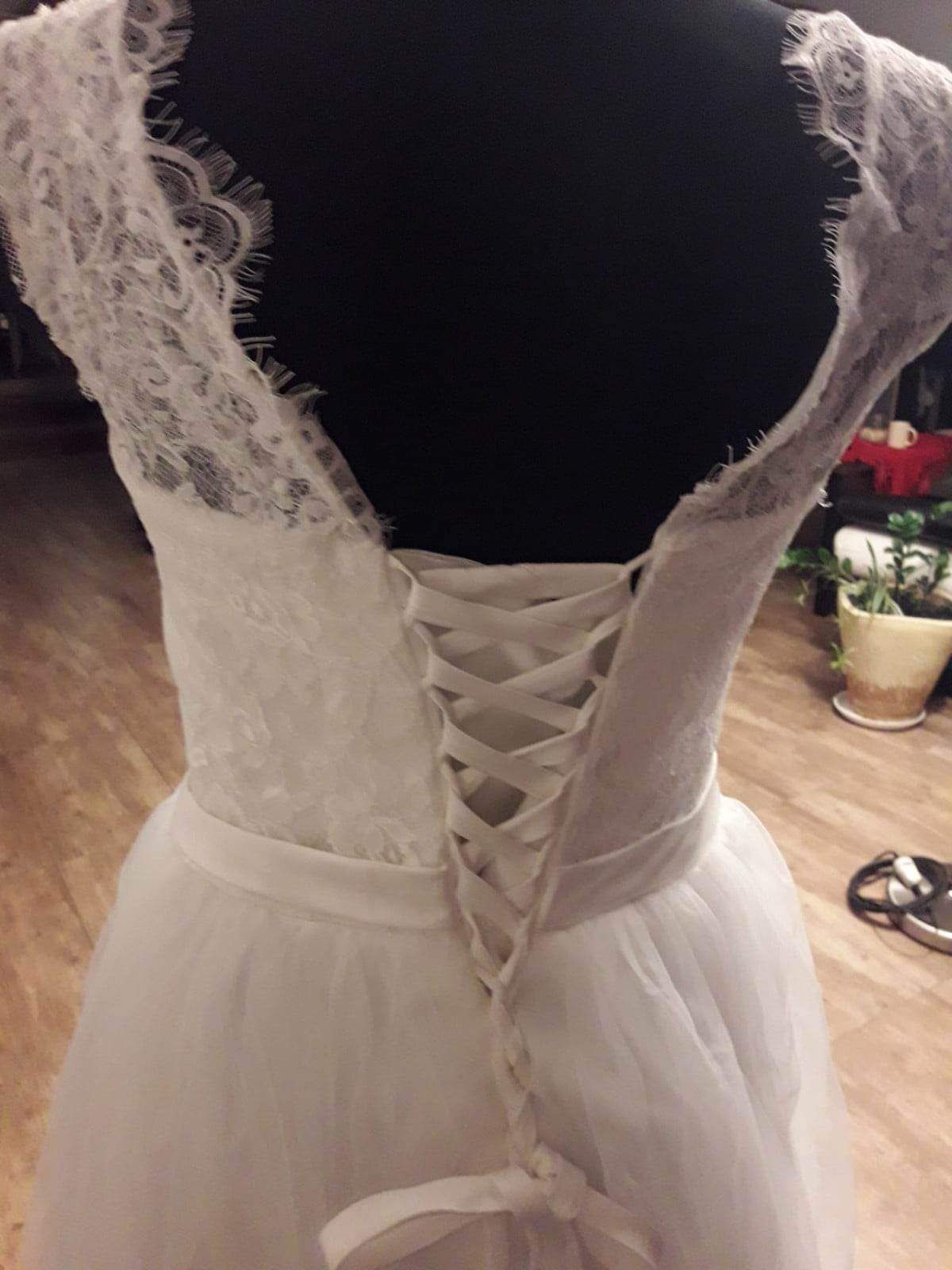 Nowa suknia ślubna