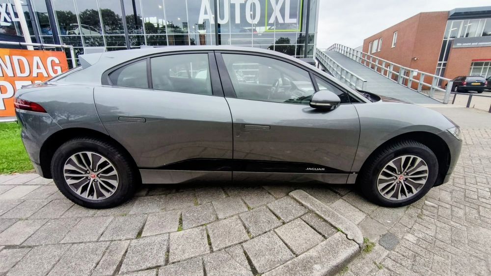 Jaguar Ipace EV400 AWD S black edition 400cvs