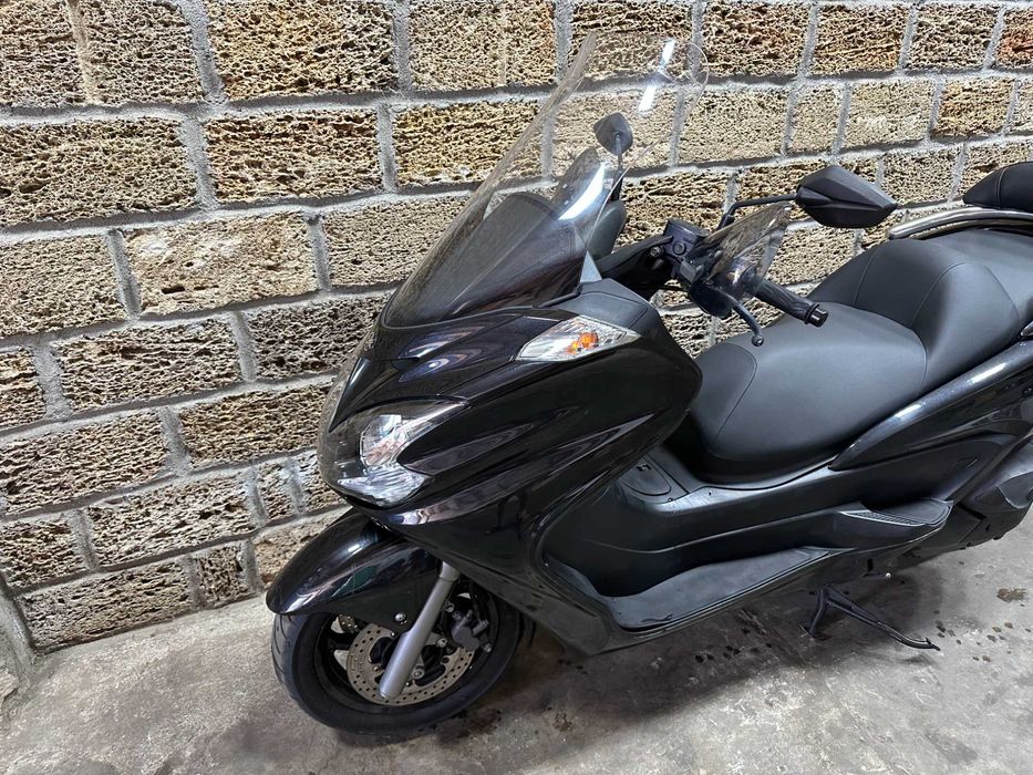 Ямаха Маджесті 400 Yamaha Majesty