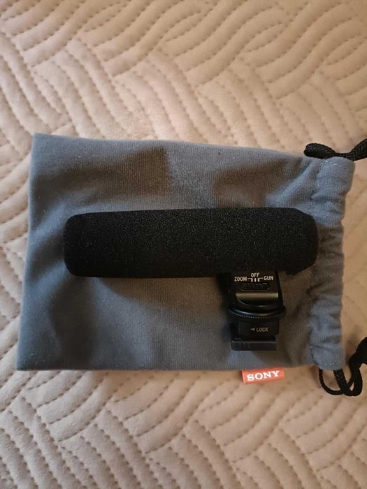 Sony a6000 Como Nova + Acessórios