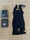 NOWY Kostium startowy arena air 2 uk26