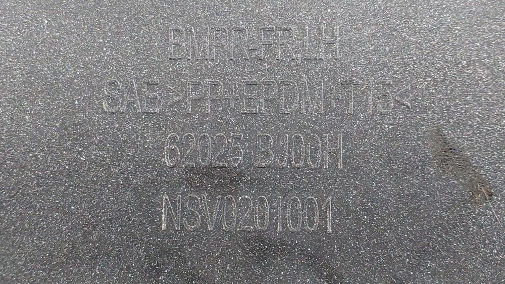 Friso ótica esquerda NISSAN NV200 Furgão/Combi (M20)