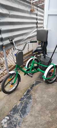 Трьохколісний велосипед,для дітей з ДЦП