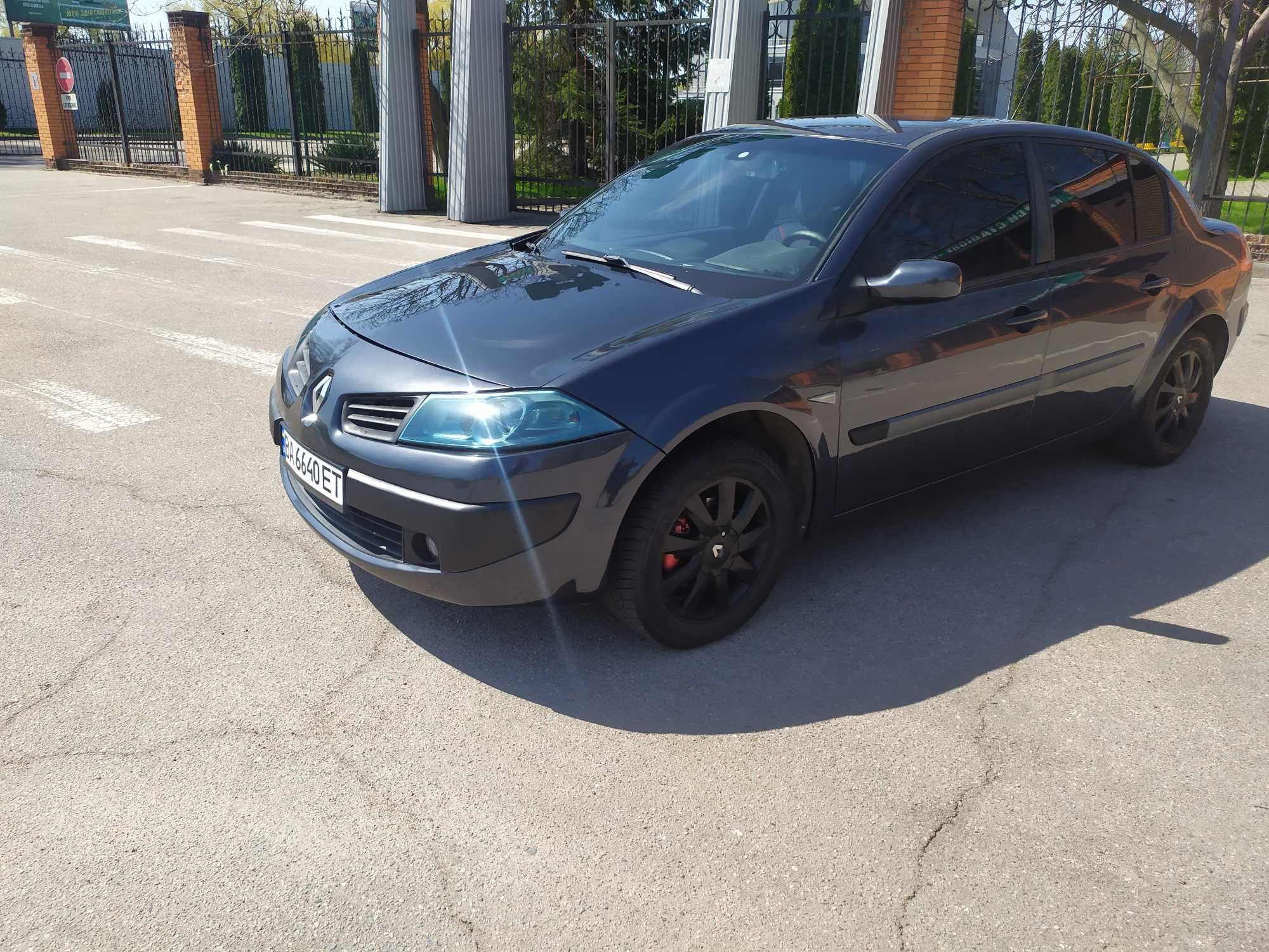 Рено Меган 1.6 автомат