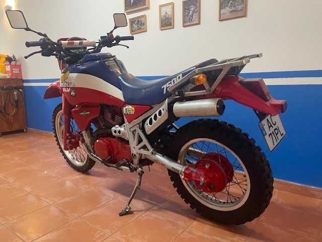 Honda XLV750R RD01