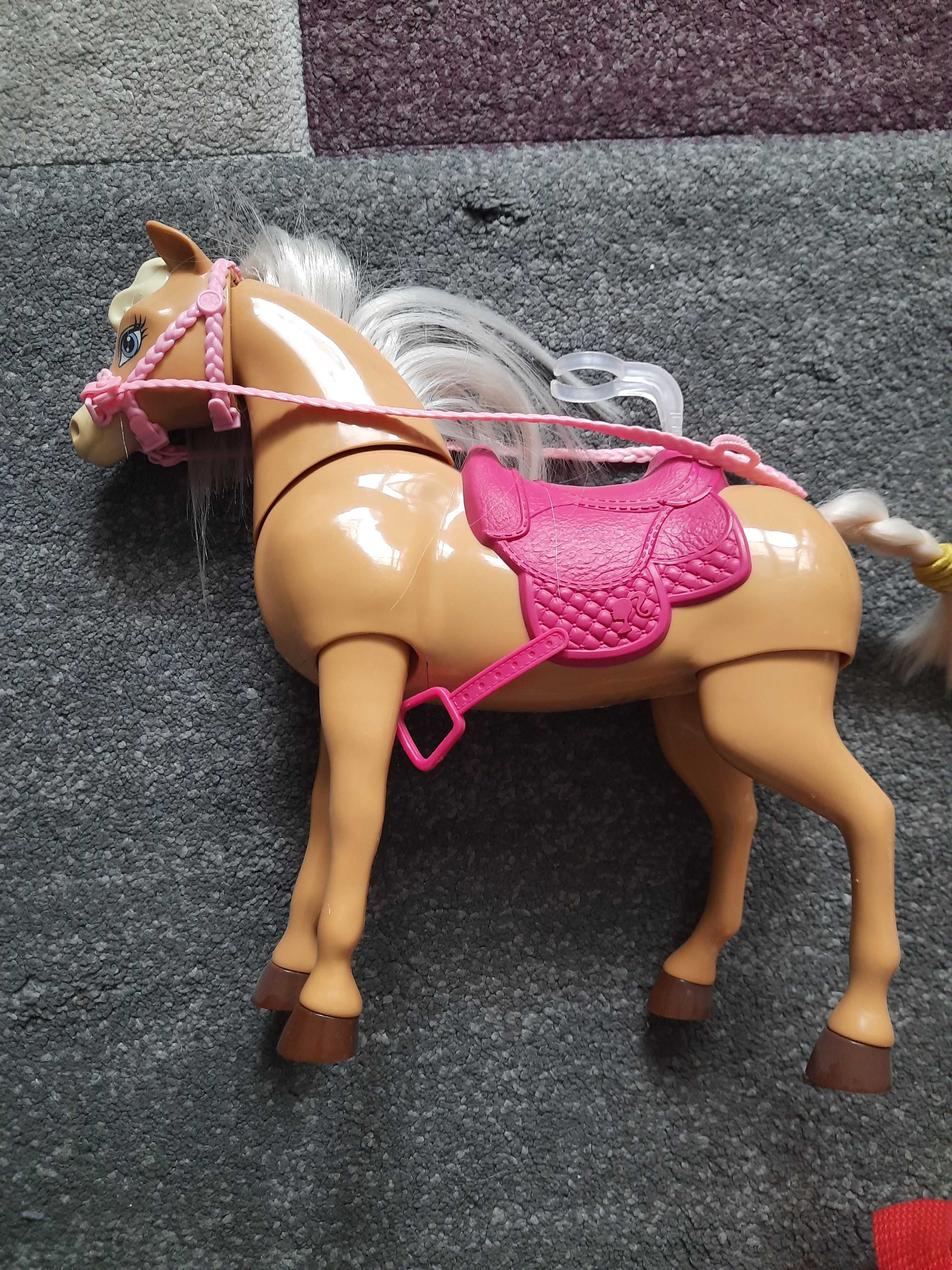 Konik Barbie Tawny Mattel