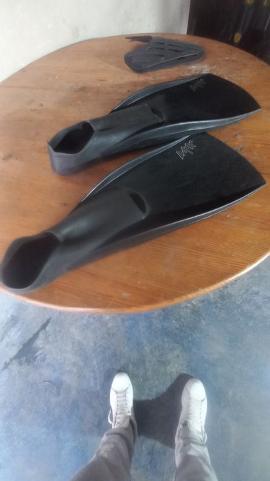 Barbatanas marca B MAX 45/47