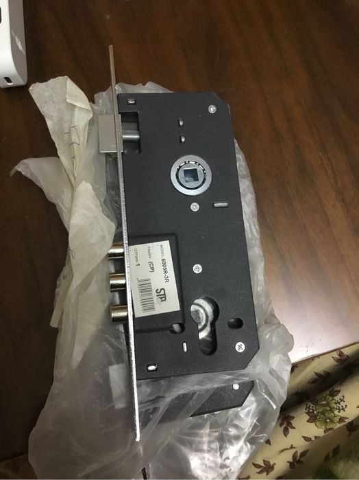 Замок врезной ригельный Imperial STA